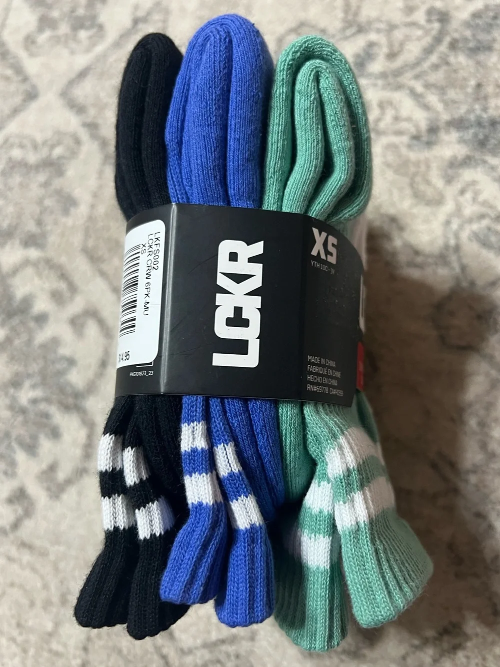 LCKR youth crew socks 6 Pair. 10c- 3y